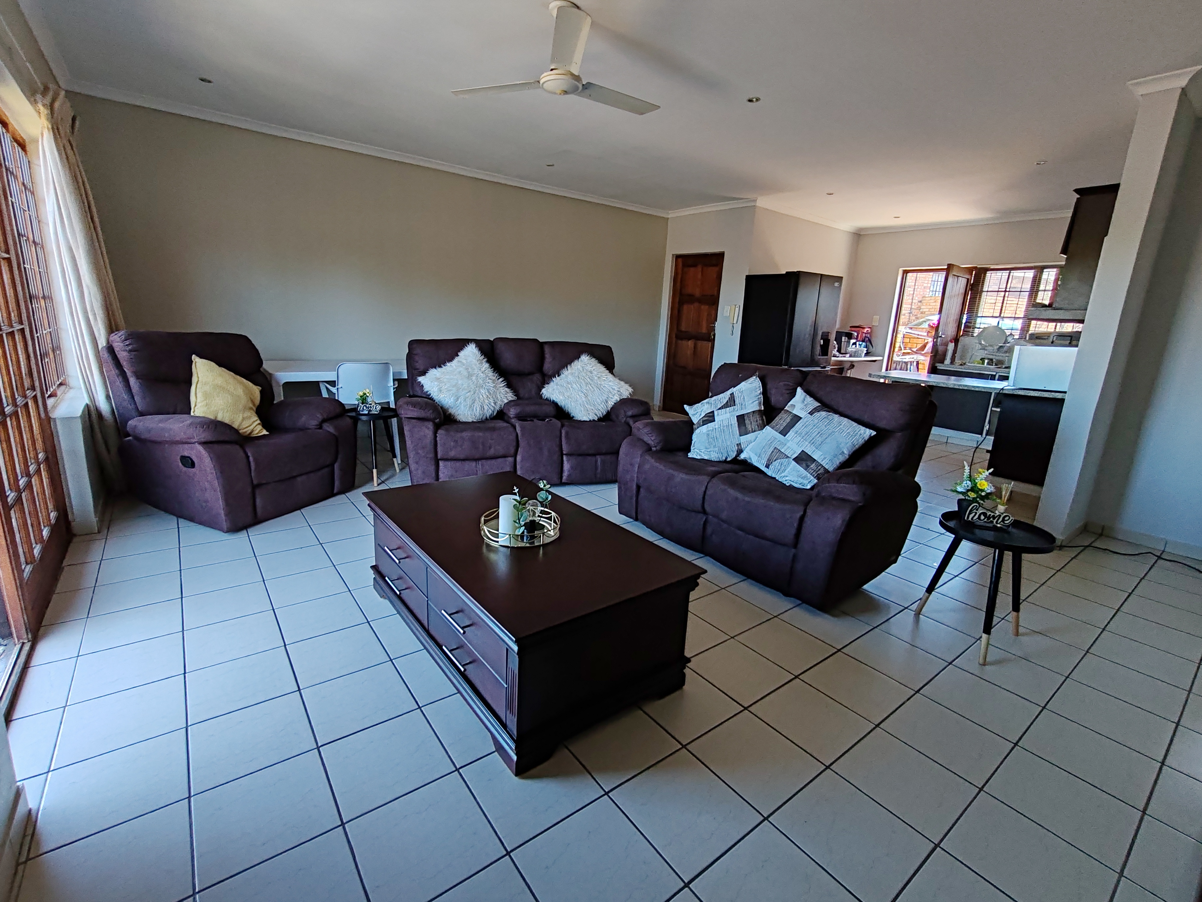 2 Bedroom Property for Sale in Margate KwaZulu-Natal