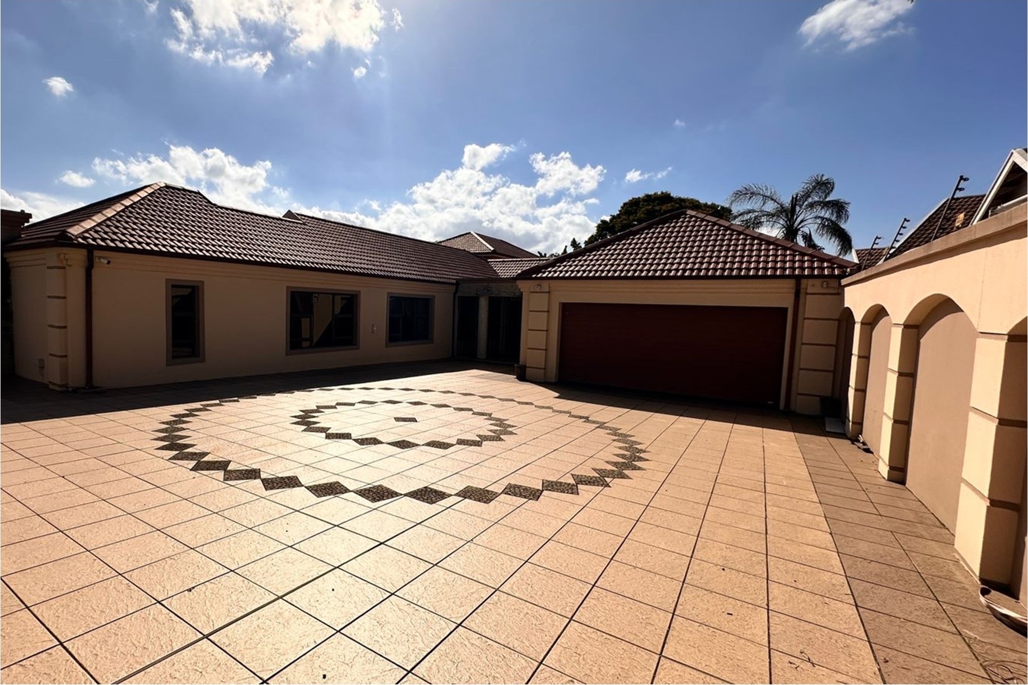 5 Bedroom Property for Sale in Hayfields KwaZulu-Natal