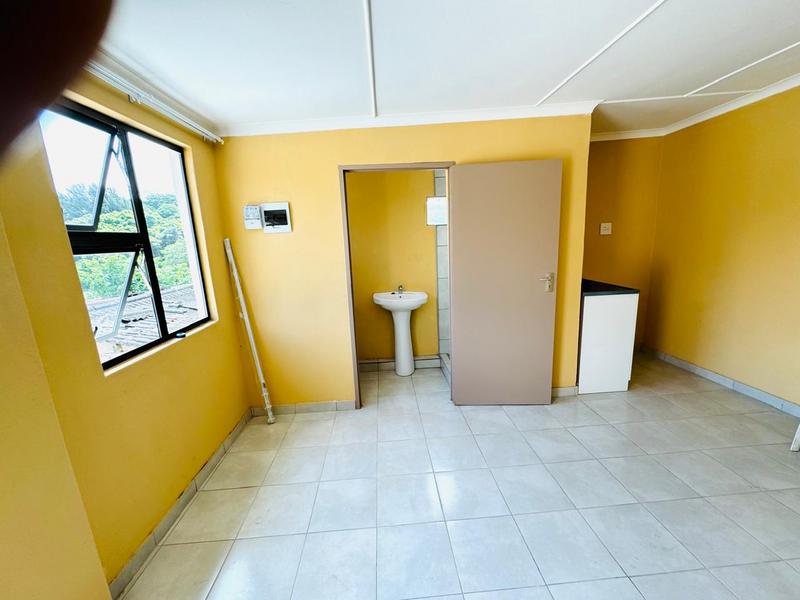 To Let 1 Bedroom Property for Rent in Woodlands KwaZulu-Natal