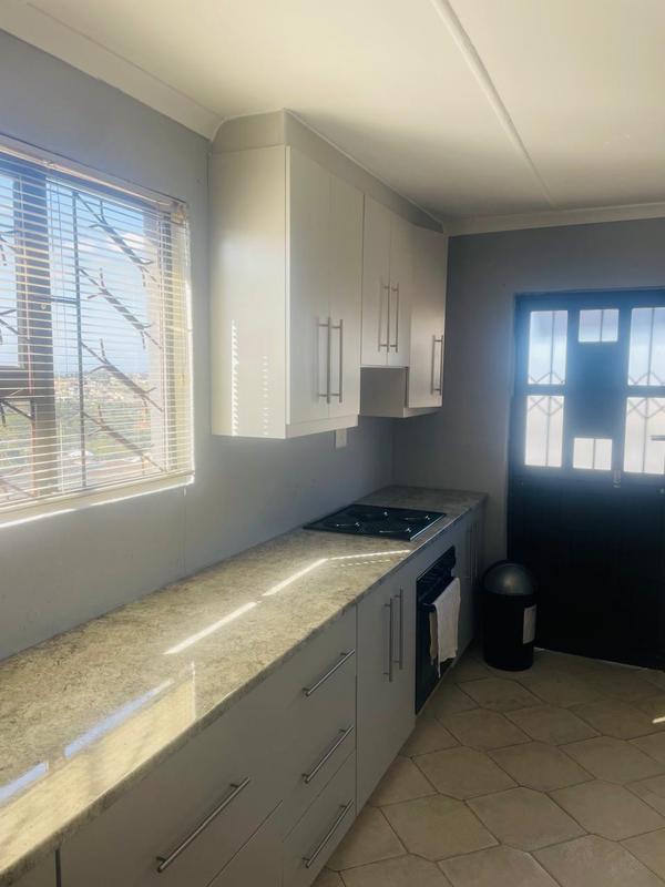 3 Bedroom Property for Sale in Umlazi KwaZulu-Natal