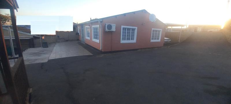 3 Bedroom Property for Sale in Newlands KwaZulu-Natal