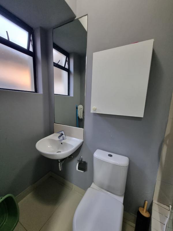 1 Bedroom Property for Sale in Umhlanga Ridge KwaZulu-Natal