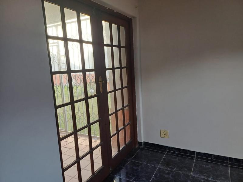 To Let 2 Bedroom Property for Rent in Meer En See KwaZulu-Natal