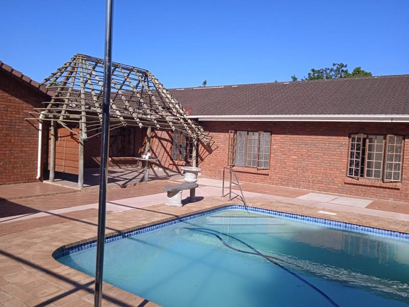 To Let 4 Bedroom Property for Rent in Meer En See KwaZulu-Natal