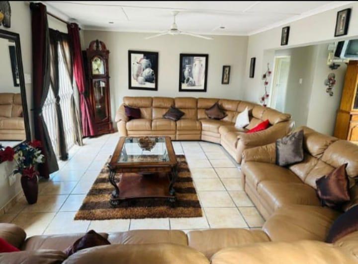 To Let 6 Bedroom Property for Rent in Veld En Vlei KwaZulu-Natal