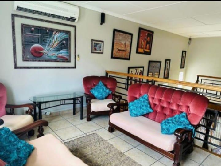 To Let 6 Bedroom Property for Rent in Veld En Vlei KwaZulu-Natal