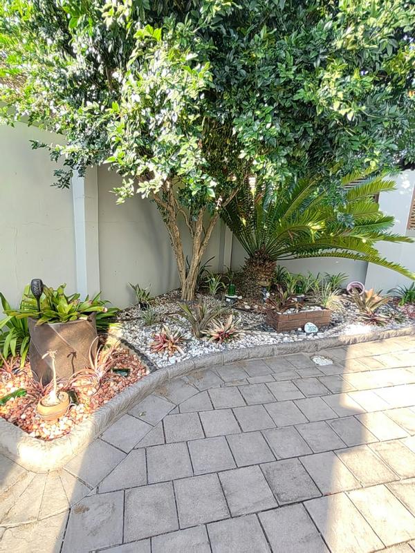 3 Bedroom Property for Sale in Meer En See KwaZulu-Natal