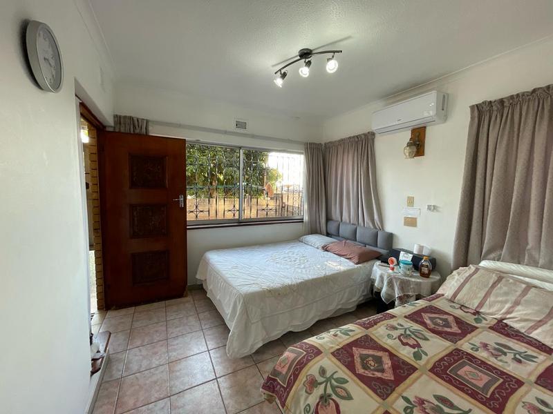 5 Bedroom Property for Sale in Sydenham KwaZulu-Natal