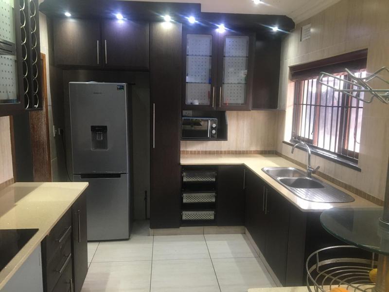 3 Bedroom Property for Sale in Montclair KwaZulu-Natal