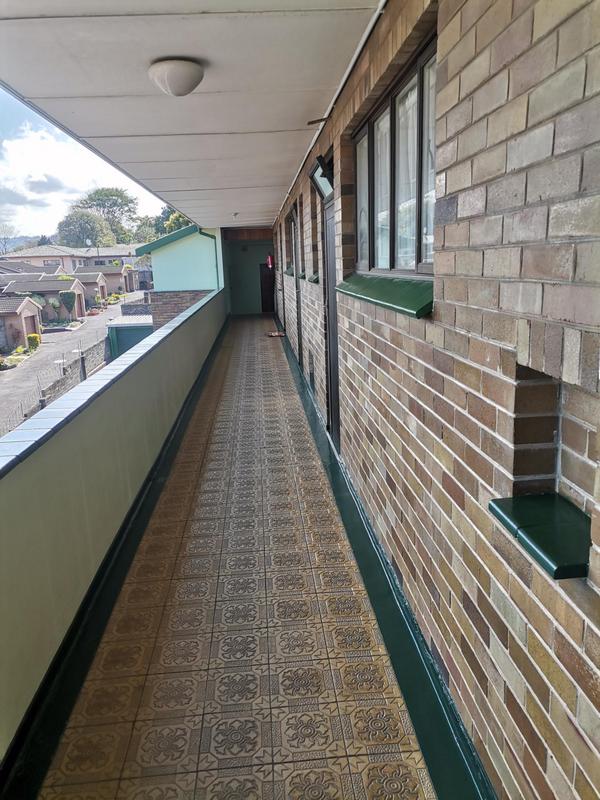 2 Bedroom Property for Sale in Manors KwaZulu-Natal