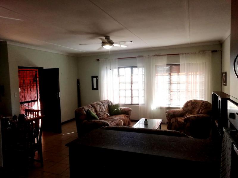 2 Bedroom Property for Sale in Scottburgh KwaZulu-Natal