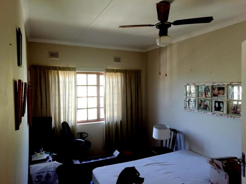 2 Bedroom Property for Sale in Scottburgh KwaZulu-Natal