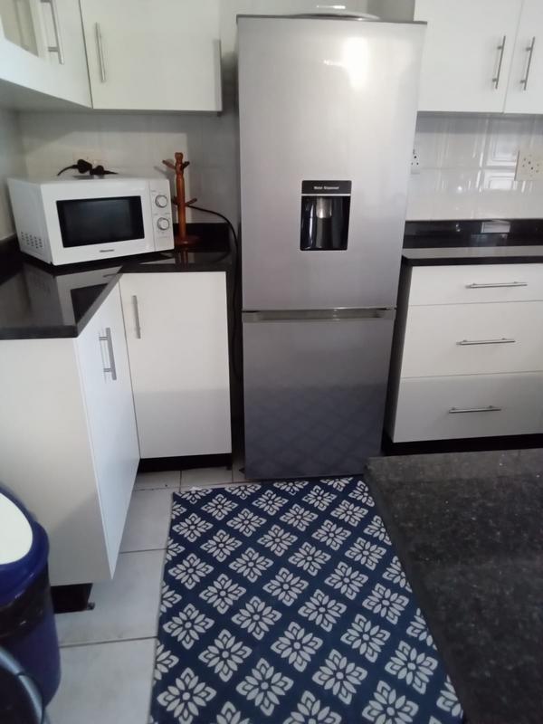 To Let 3 Bedroom Property for Rent in Freeland Park KwaZulu-Natal