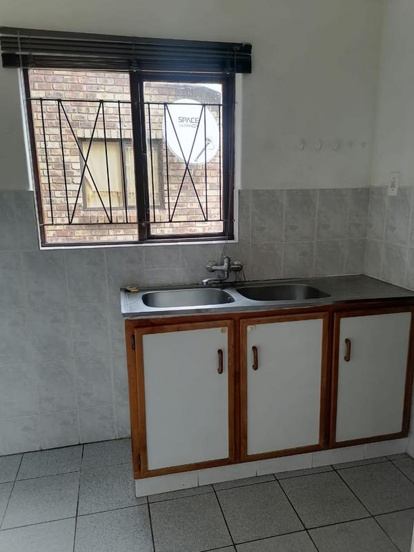 2 Bedroom Property for Sale in Birdswood KwaZulu-Natal