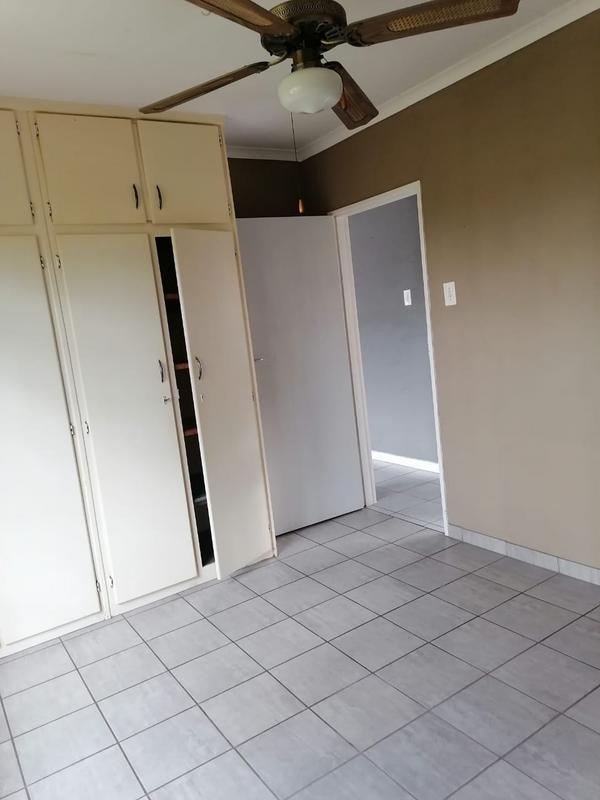 2 Bedroom Property for Sale in Birdswood KwaZulu-Natal