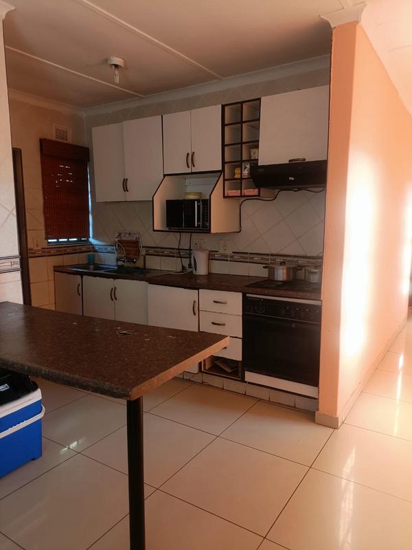 2 Bedroom Property for Sale in Esikhawini KwaZulu-Natal