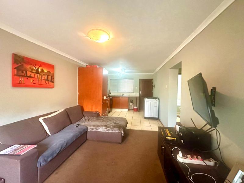 2 Bedroom Property for Sale in Montclair KwaZulu-Natal