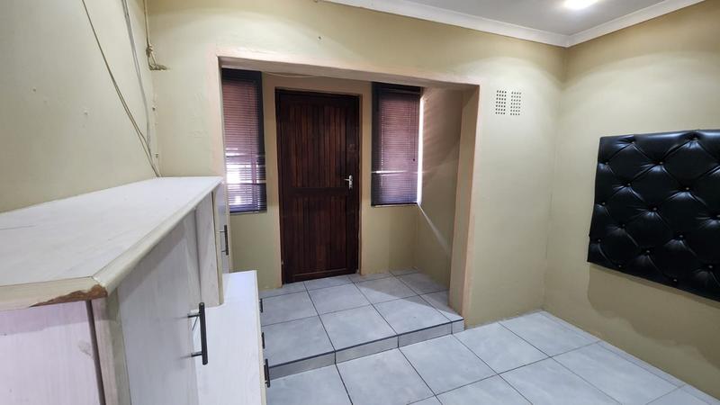 To Let 3 Bedroom Property for Rent in Whetstone KwaZulu-Natal