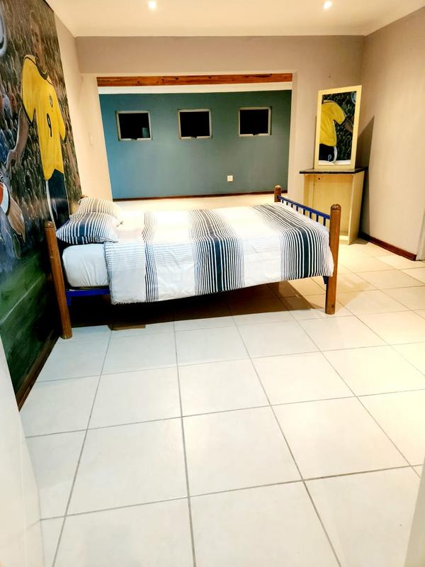 6 Bedroom Property for Sale in Naidooville KwaZulu-Natal