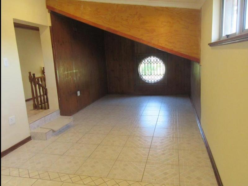 To Let 6 Bedroom Property for Rent in Craigieburn KwaZulu-Natal