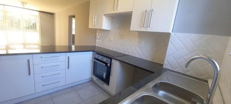 1 Bedroom Property for Sale in Hillcrest KwaZulu-Natal