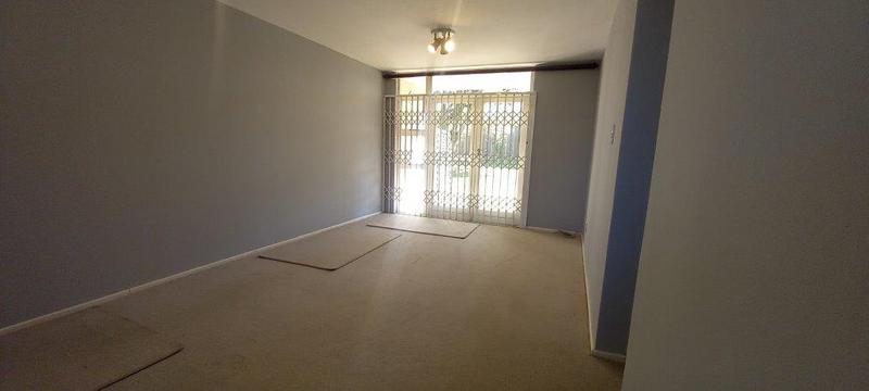 1 Bedroom Property for Sale in Hillcrest KwaZulu-Natal