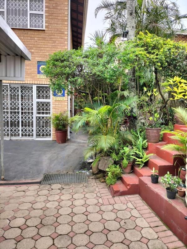 To Let 4 Bedroom Property for Rent in Havenside KwaZulu-Natal