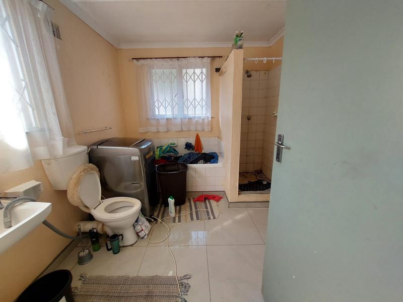 3 Bedroom Property for Sale in Amanzimtoti KwaZulu-Natal