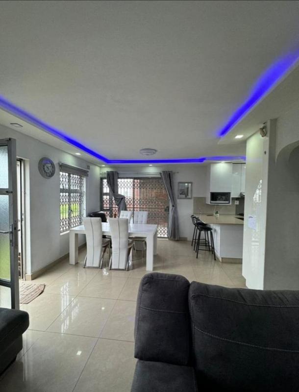 3 Bedroom Property for Sale in Park Rynie KwaZulu-Natal