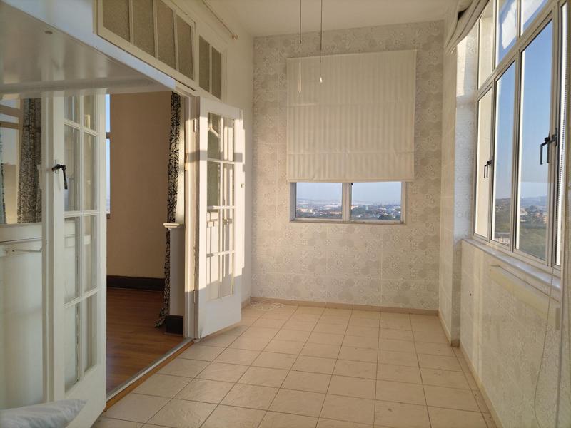 2 Bedroom Property for Sale in Durban Central KwaZulu-Natal