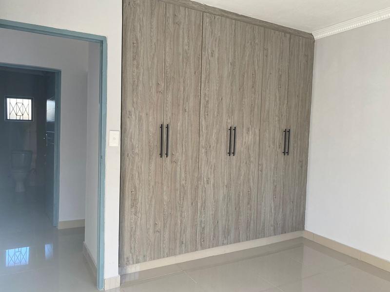 2 Bedroom Property for Sale in Morningside KwaZulu-Natal