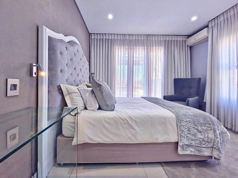 5 Bedroom Property for Sale in Izinga Estate KwaZulu-Natal