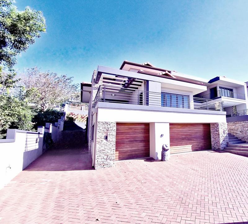 5 Bedroom Property for Sale in Izinga Estate KwaZulu-Natal