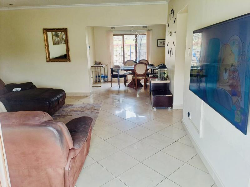 4 Bedroom Property for Sale in Chatsworth KwaZulu-Natal