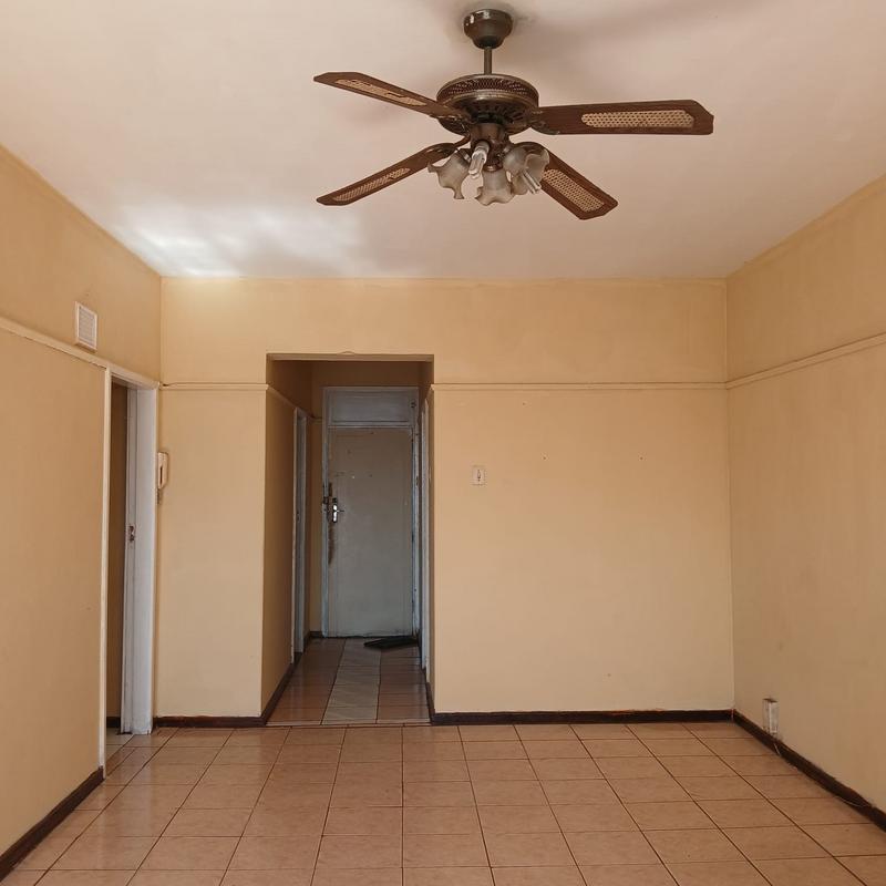 2 Bedroom Property for Sale in Durban Central KwaZulu-Natal