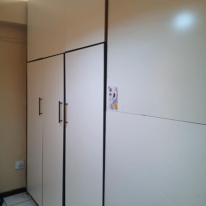 2 Bedroom Property for Sale in Durban Central KwaZulu-Natal