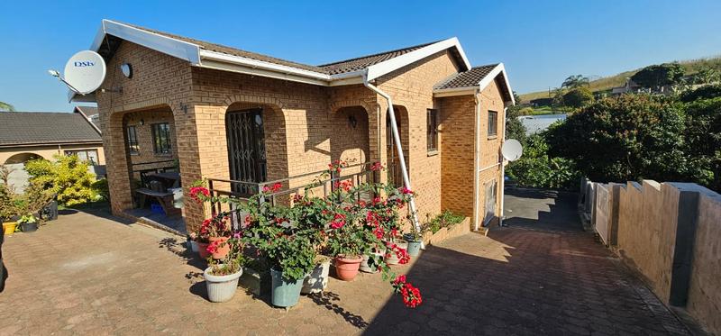 4 Bedroom Property for Sale in Naidooville KwaZulu-Natal