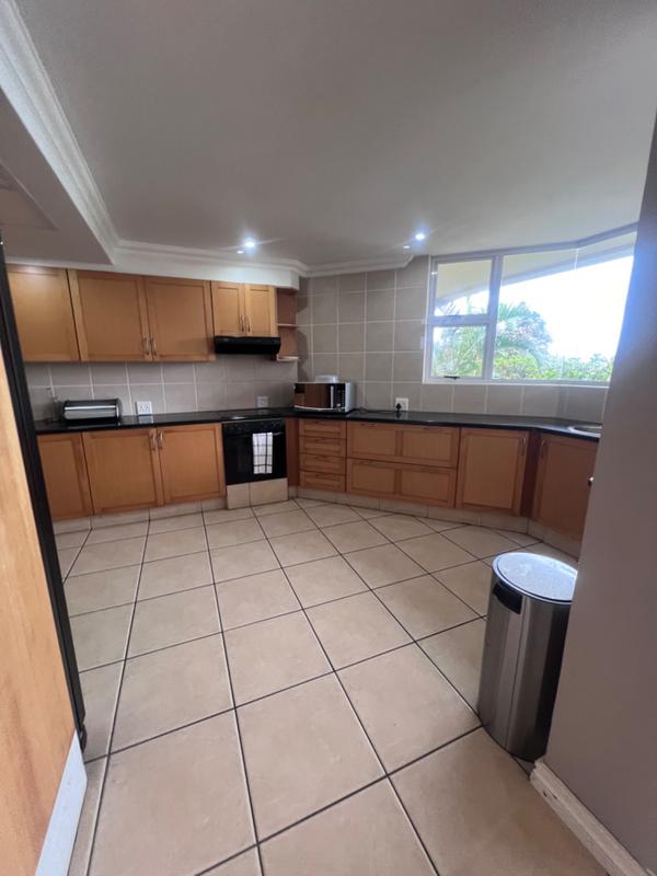 To Let 4 Bedroom Property for Rent in Umhlanga Rocks KwaZulu-Natal