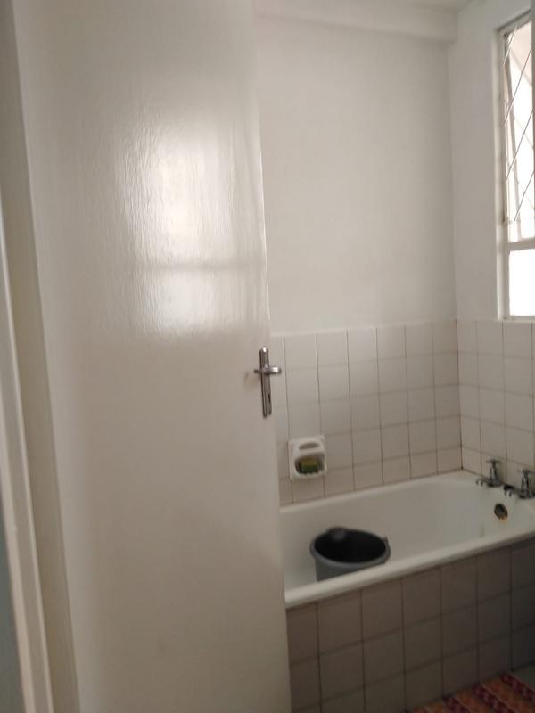 2 Bedroom Property for Sale in Pinetown KwaZulu-Natal