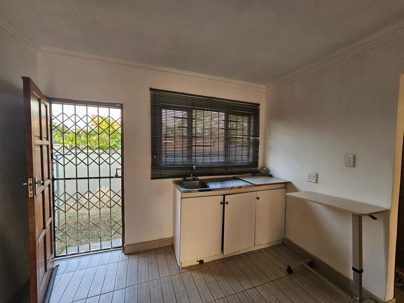 To Let 1 Bedroom Property for Rent in Ottawa KwaZulu-Natal