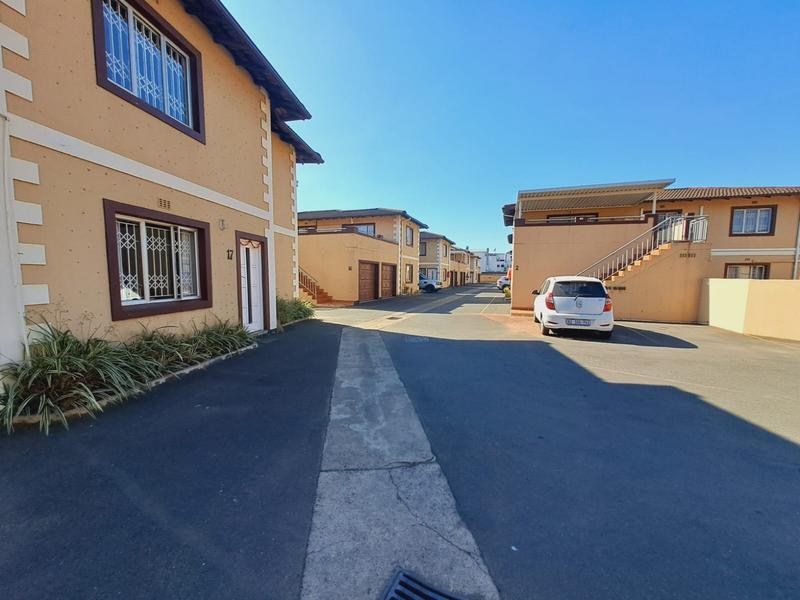 2 Bedroom Property for Sale in Brindhaven KwaZulu-Natal