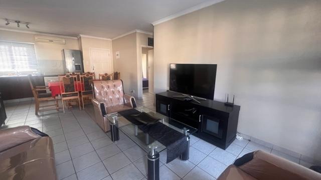 To Let 3 Bedroom Property for Rent in Malvern KwaZulu-Natal