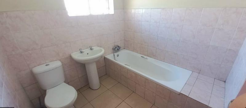 3 Bedroom Property for Sale in Montclair KwaZulu-Natal