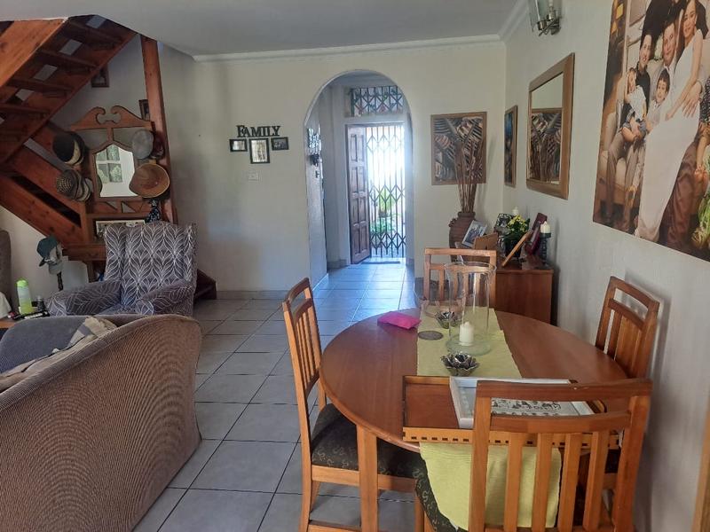 3 Bedroom Property for Sale in Montclair KwaZulu-Natal