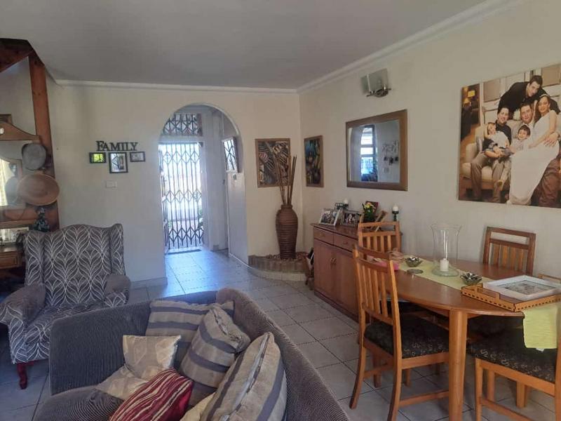 3 Bedroom Property for Sale in Montclair KwaZulu-Natal