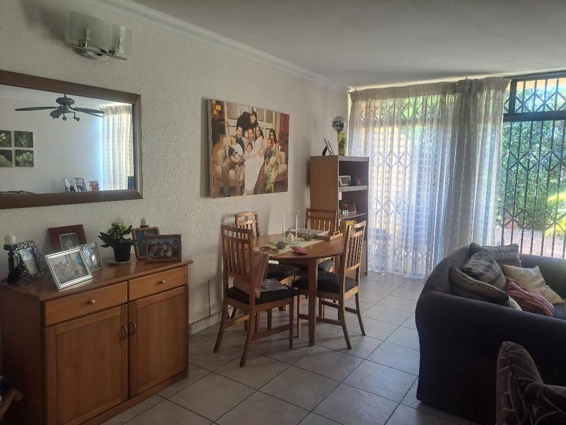 3 Bedroom Property for Sale in Montclair KwaZulu-Natal