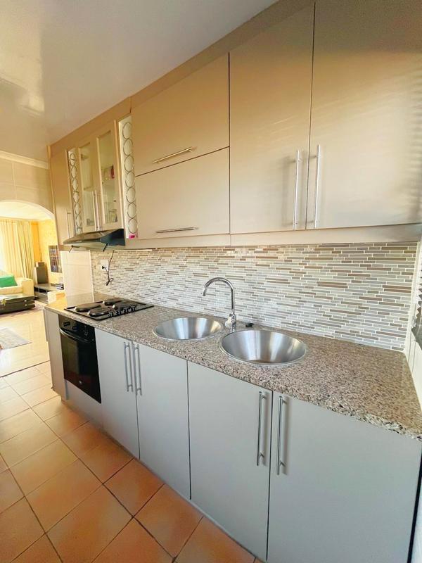 3 Bedroom Property for Sale in Umlazi KwaZulu-Natal