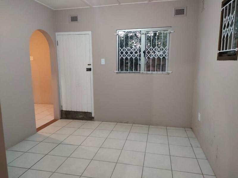 To Let 1 Bedroom Property for Rent in Brindhaven KwaZulu-Natal