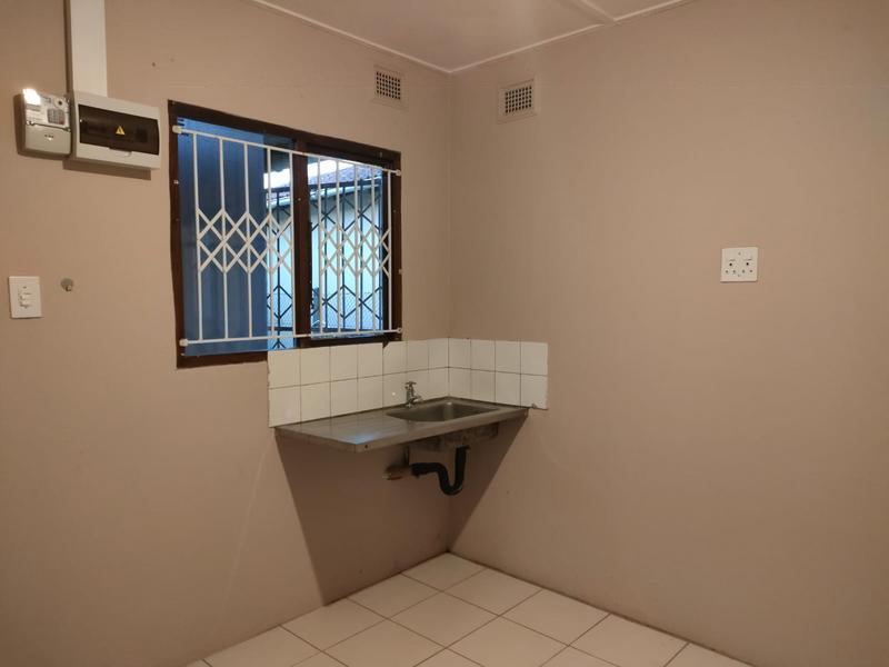 To Let 1 Bedroom Property for Rent in Brindhaven KwaZulu-Natal