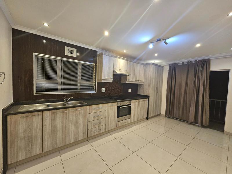 2 Bedroom Property for Sale in Oaklands KwaZulu-Natal